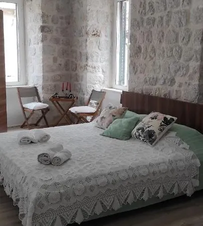 Lovely Rooms Ντουμπρόβνικ